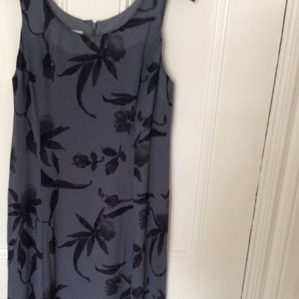Dark tropical sleeveless dress